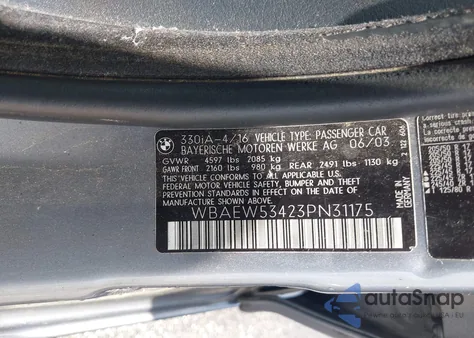 2003 BMW 330Xi из США, поврежденный, VIN WBAEW53423PN31175